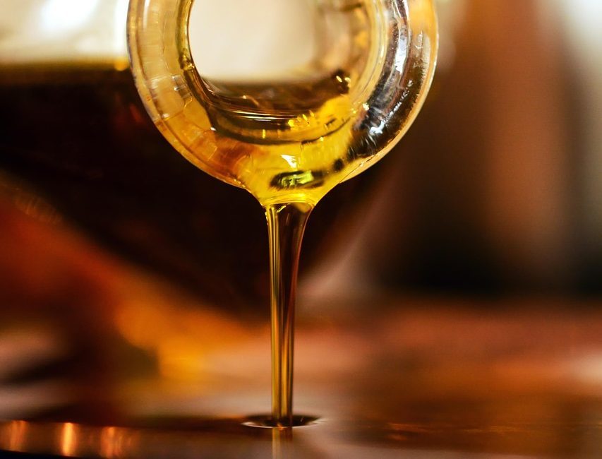 h by Maia jojoba oil